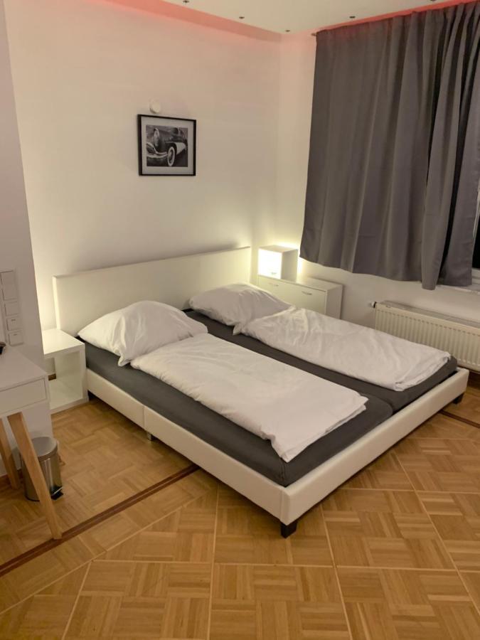 Aschaffapartment 4 Schlafzimmer Bis 10 Personen Bei Aschaffenburg Mainaschaff Екстериор снимка