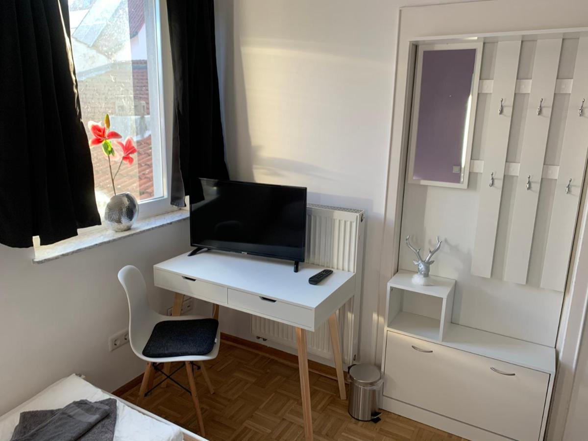 Aschaffapartment 4 Schlafzimmer Bis 10 Personen Bei Aschaffenburg Mainaschaff Екстериор снимка