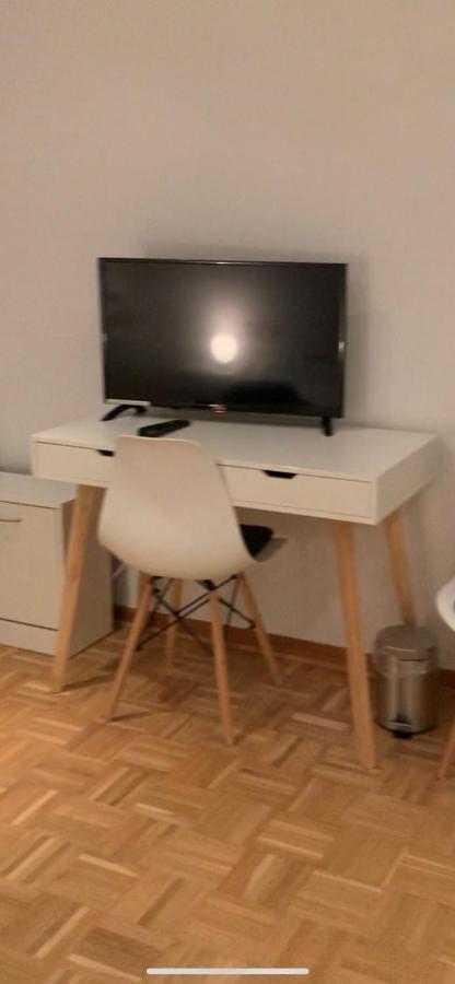 Aschaffapartment 4 Schlafzimmer Bis 10 Personen Bei Aschaffenburg Mainaschaff Екстериор снимка