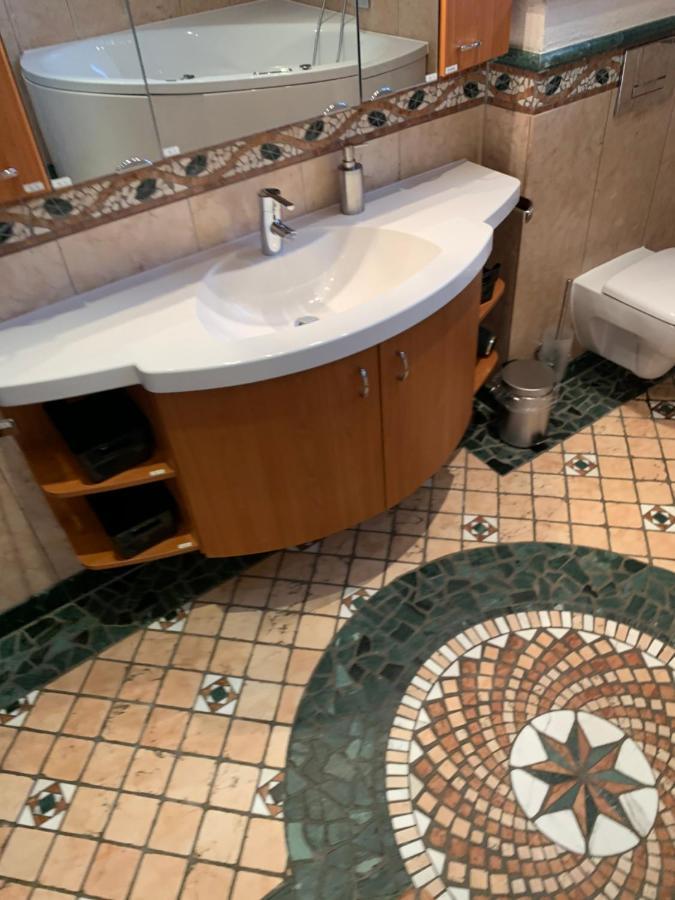 Aschaffapartment 4 Schlafzimmer Bis 10 Personen Bei Aschaffenburg Mainaschaff Екстериор снимка